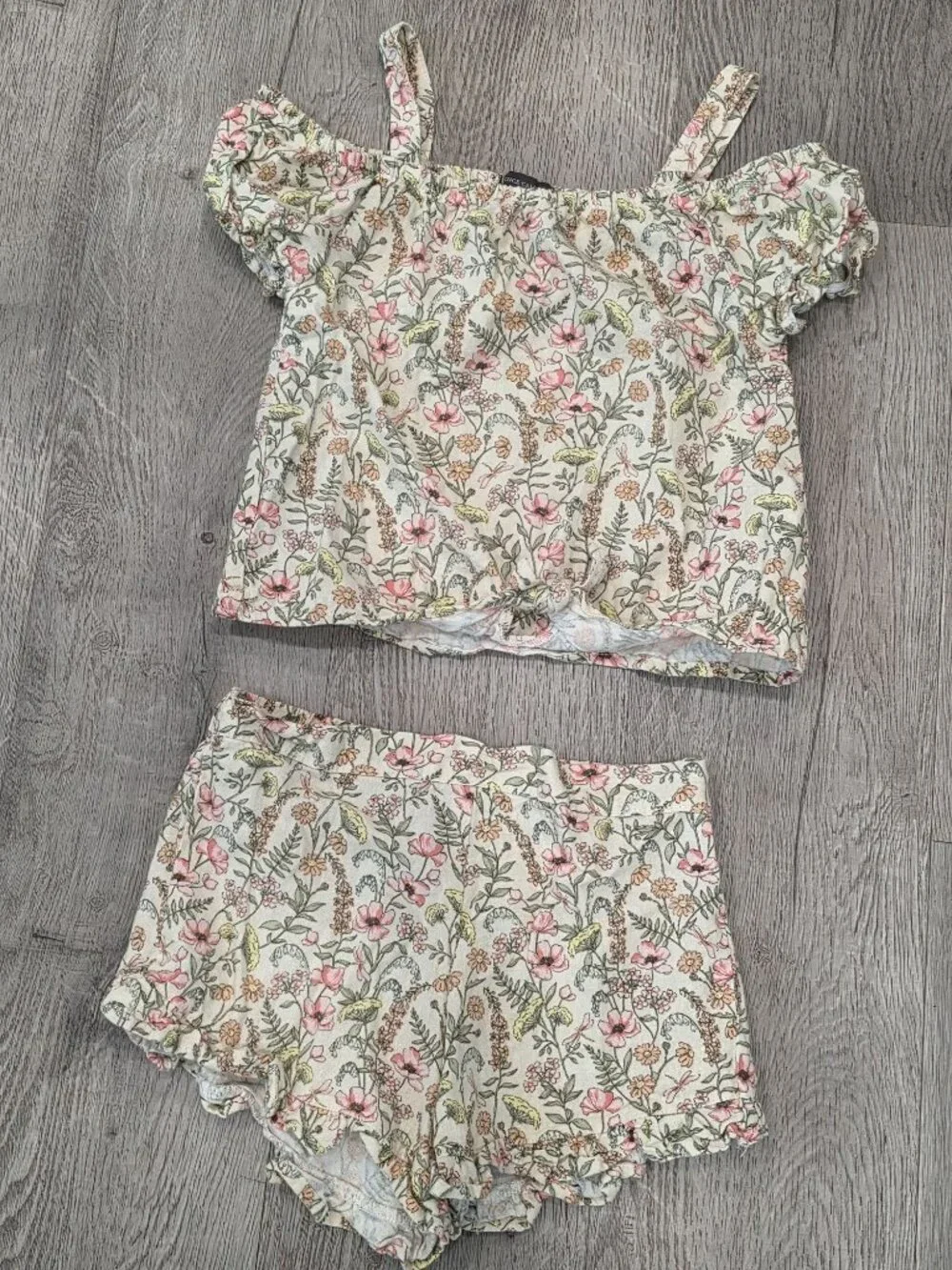 Vince Camuto Floral Off-Shoulder Top & Shorts Set Girls Size 10 Spring/Summer